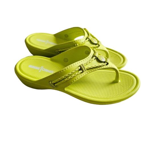 Minnetonka Sandals - Picture 1 of 5
